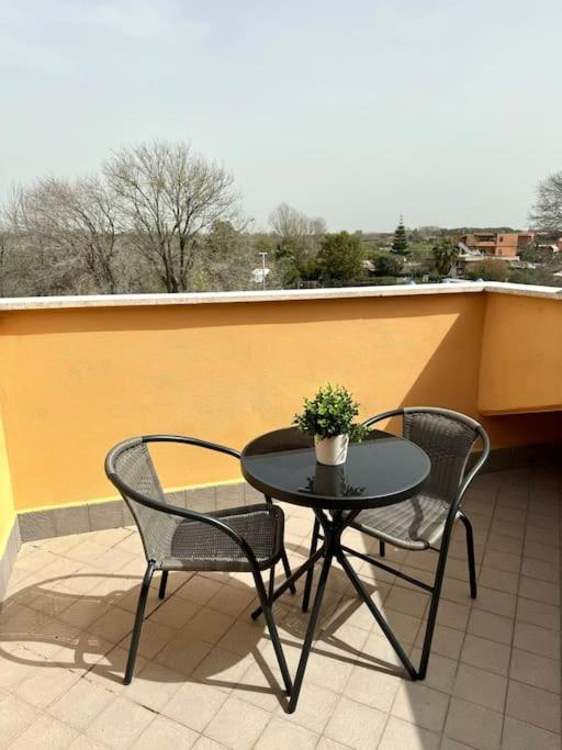 Casa Vacanza Elislor Apartments Fiumicino Bagian luar foto